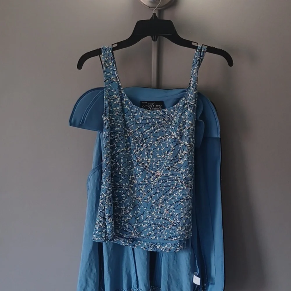 2 piece Jacket - Picture 2 of 3